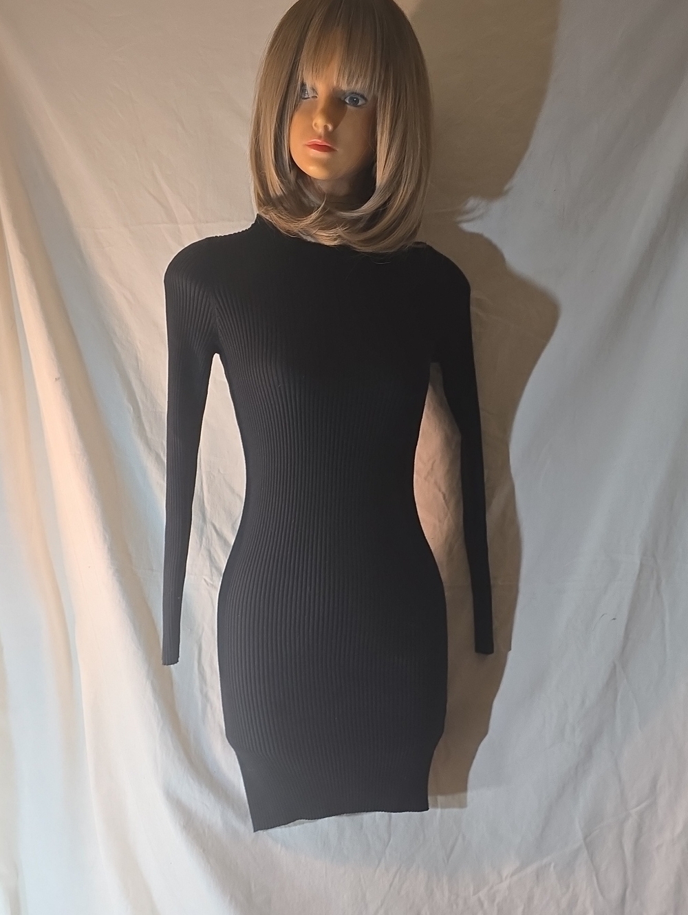 Forever 21 Black Ribbed Long-Sleeve Bodycon Dress